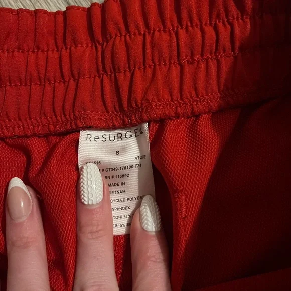 Resurge brand scrubs - Picture 3 of 4